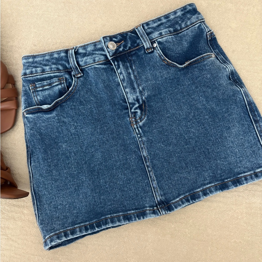Denim blue mini skirt